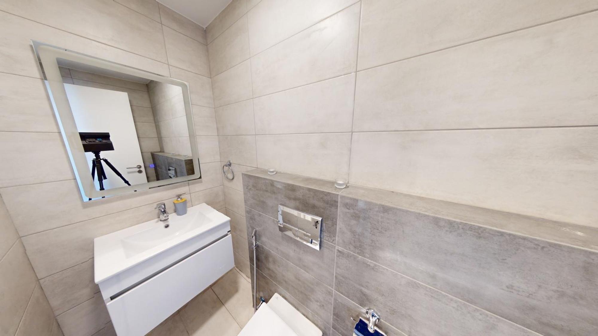 Al Fares Luxury Furnished Apartment-Damac Tower Exteriér fotografie